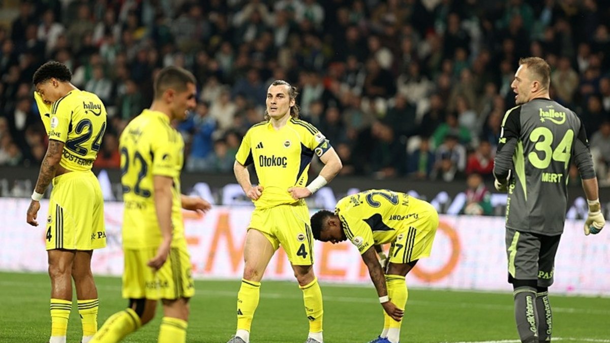 Fenerbahçe TÜMOSAN Konyaspor'u yense de yetmedi!