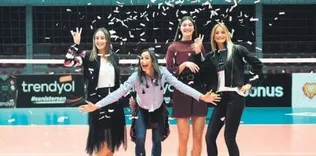Mankenlik yaptılar