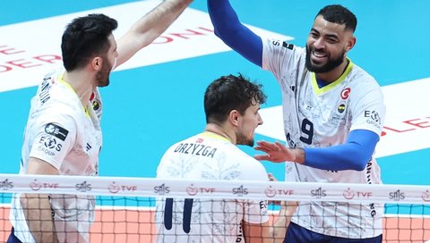 Fenerbahçe Medicana evinde set vermedi!