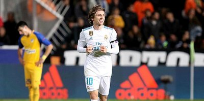 Modric'in başı belada!