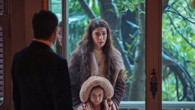 Ne Gemiler Yaktım 3. bölüm izle | Show TV Ne Gemiler Yaktım 3. bölüm
