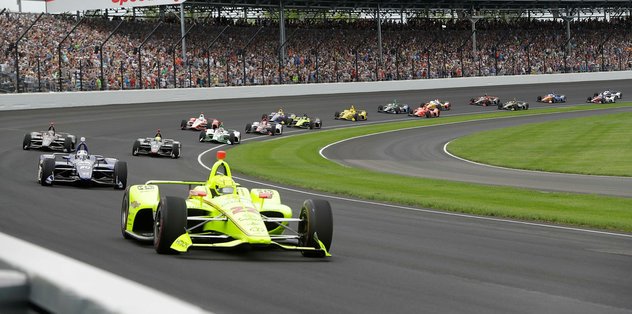 Indianapolis 500 yarışı corona virüsü nedeniyle ertelendi