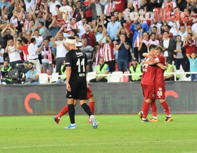 Erman Toroğlu ayrılıkları canlı yayında açıkladı! Beşiktaş... Son dakika haberleri