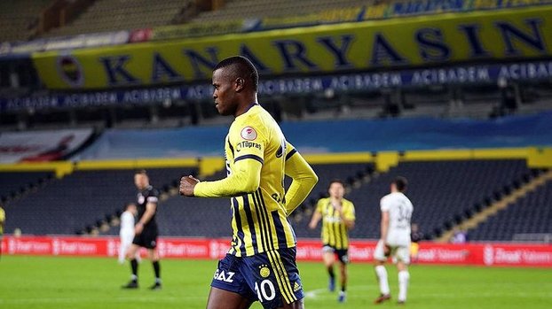 Fenerbahçe'de Samatta hayal kırıklığı yarattı! #