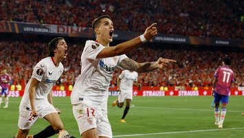 Sevilla yine finalde!