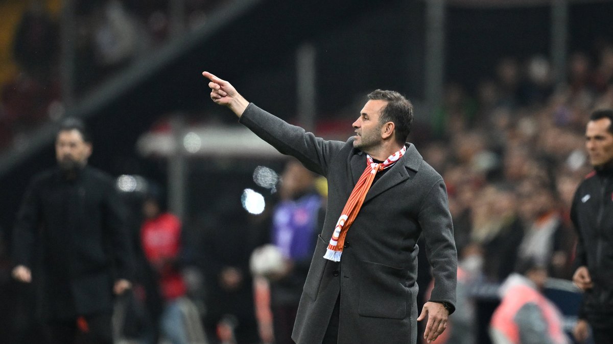 Galatasaray'dan ayrılacak mı? Okan Buruk'tan flaş açıklama! Galatasaray'dan ayrılacak mı? Okan Buruk'tan flaş açıklama!
