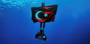 Şahika Ercümen’den Zafer Bayramı şerefine...