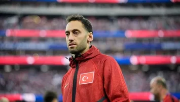 Hakan ısrarı