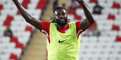 Kayserispor'da Adebayor şoku