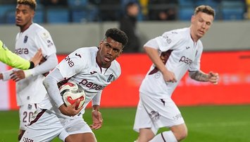 İlk yarıda toplam 33 gol kaydetti