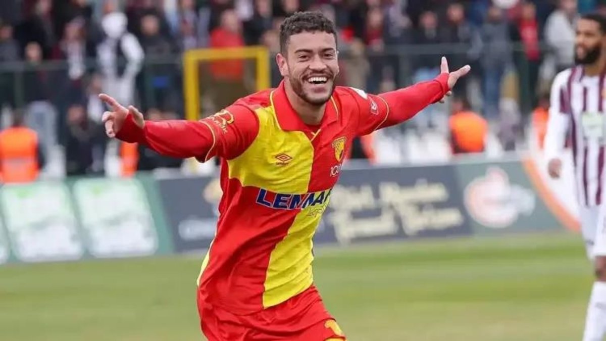 Göztepe'de Romulo kaldı