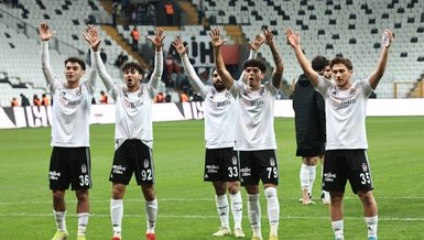 Beşiktaş altyapıdan 4 genç futbolcuyla sözleşme imzaladı