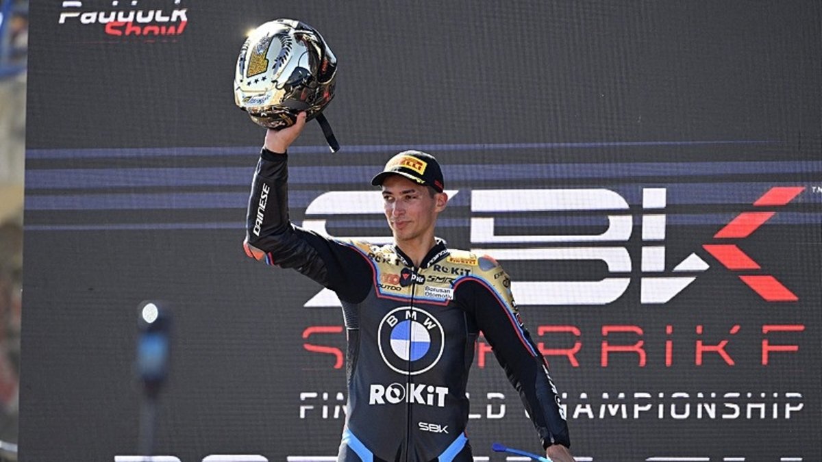 Toprak Razgatlıoğlu'ndan Nicolo Bulega açıklaması! 3-4 kez özür diledi Toprak Razgatlıoğlu'ndan Nicolo Bulega açıklaması! 3-4 kez özür diledi
