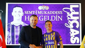 Eyüp’e genç Sambacı bek