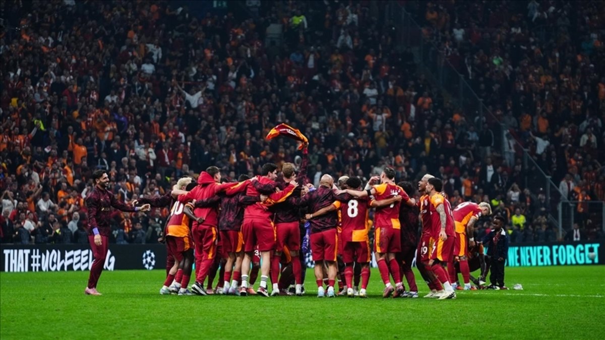 Galatasaray'ın Liverpool Karşısındaki Kadrosu Merakla Bekleniyor!