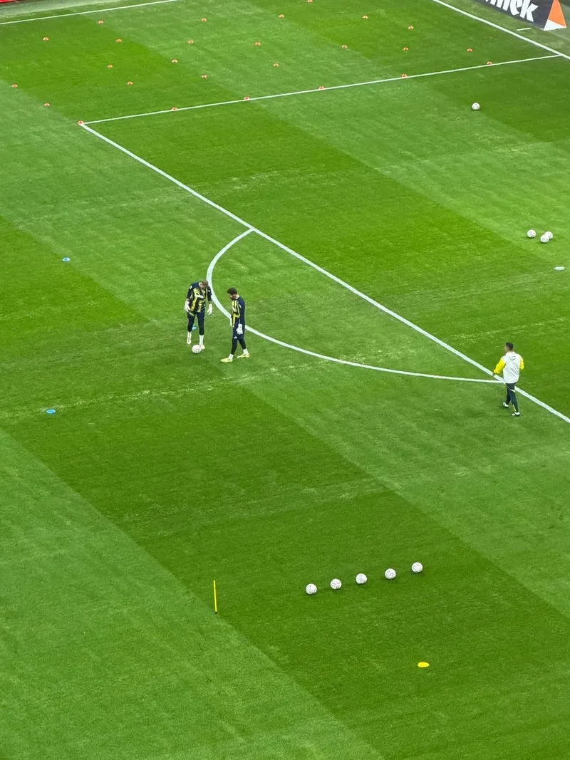 Galatasaray-Fenerbahçe derbisi öncesi RAMS Park'ta zemin dikkat çekti - 1