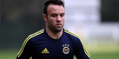 Valbuena umudunu kesti