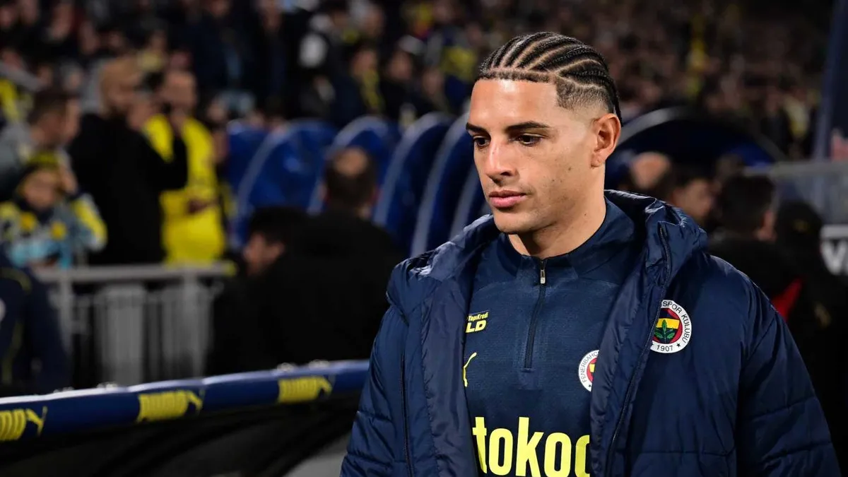 Fenerbahçe'ye Diego Carlos müjdesi! Dev derbide sahada