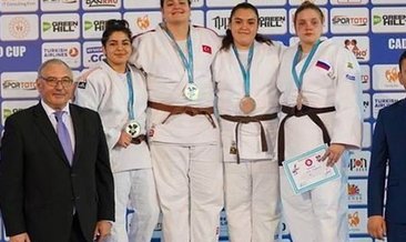 Salihlili judocu Hilal Öztürk, Avrupa şampiyonu oldu