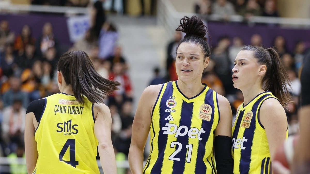 Fenerbahçe Opet Melikgazi Kayseri Basketbol’u farklı geçti!