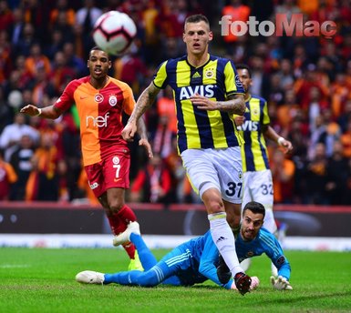 Fenerbahçe’de Ersun Yanal krizi!  Derbi maçında...