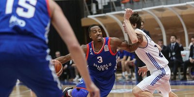 Anadolu Efes farklı yenildi