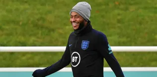 Kavga sonrası Sterling’e şok