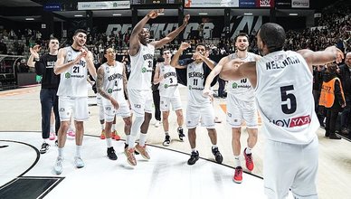 Beşiktaş Emlakjet final için sahaya çıkıyor!