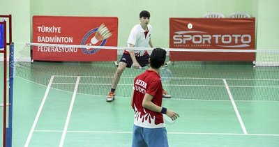 Genç badmintoncular Hırvatistan'a iddialı gitti