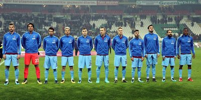 İlk yarıda iki farklı Trabzonspor