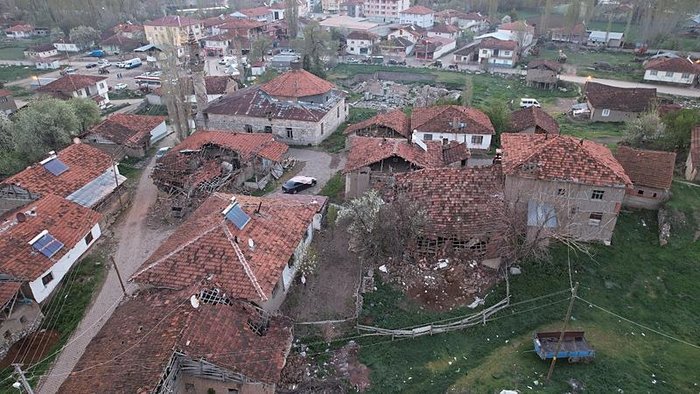 tokatta-okullar-tatil-mi-son-dakika-valilik-duyurdu-19-nisan-cuma-tokatta-okul-var-mi-1713499641009.jpeg