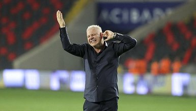 Gaziantep FK Teknik Direktörü Sumudica'dan itiraf! "Soyunma odasında ağladım"