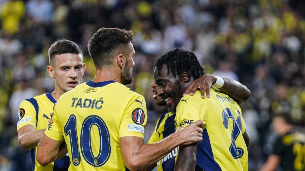 Fenerbahçe Efsanesi Neden Eleştirilerin Hedefi Oldu?