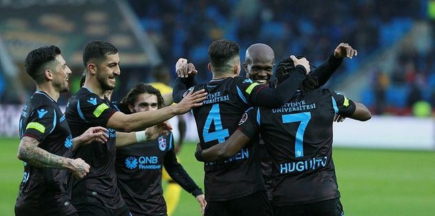 Trabzonspor'a evinde yan bakan yanıyor