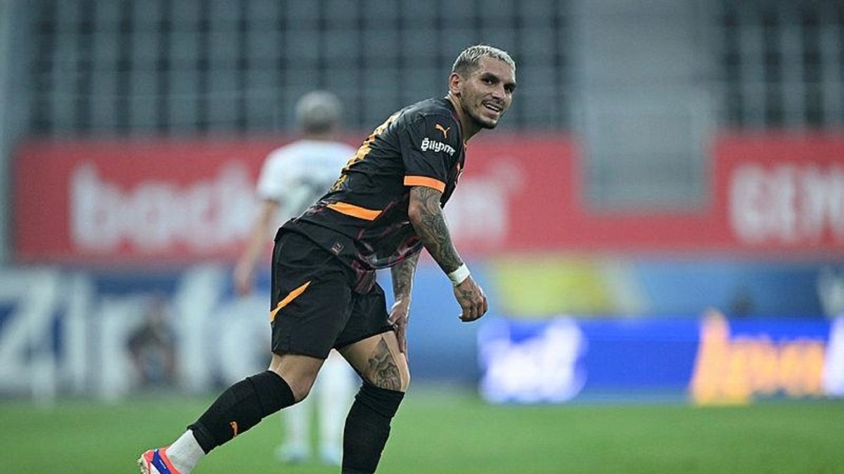 Torreira göz doldurdu