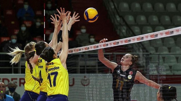 VakıfBank - Fenerbahçe Opet maçı corona virüsü nedeniyle iptal edildi! Sultanlar Ligi'nde şampiyon VakıfBank! #