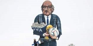 Blatter'i yakacaklar!