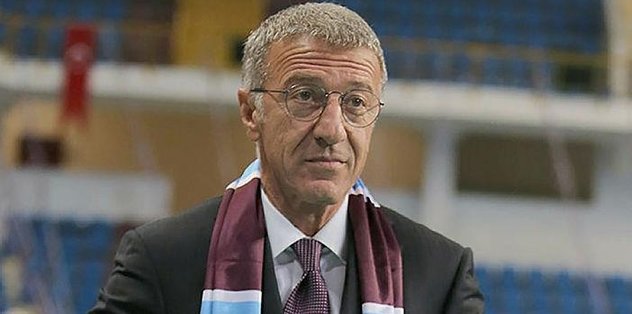 Ahmet Ağaoğlu, futbolcularla buluştu