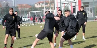 Es-Es taktik çalıştı