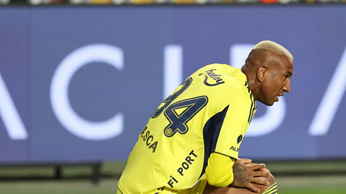 Beşiktaş taraftarından Anderson Talisca'ya ıslıklı protesto!