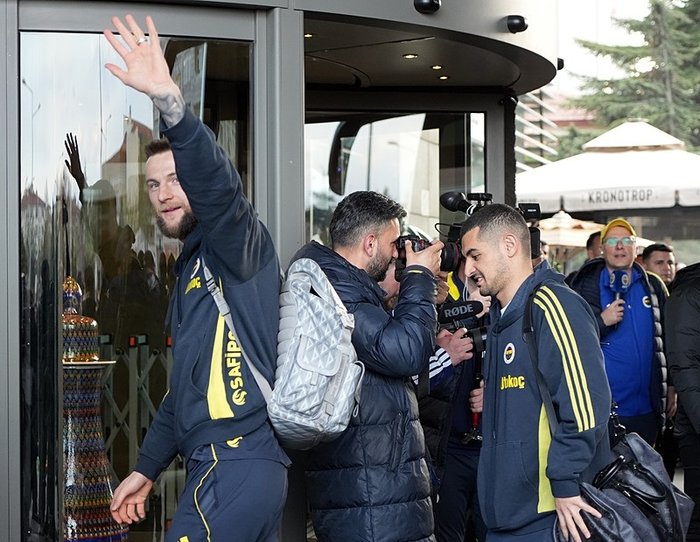 zecorner-kayserispor-fenerbahce-maci-ne-zaman-saat-kacta-hangi-kanalda-muhtemel-11ler-1775884897680.jpeg Zecorner Kayserispor-Fenerbahçe maçından son notlar!