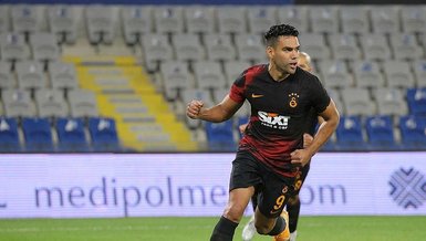Al Ittıhad Galatasaray'dan Radamel Falcao'yu transfer etmek istiyor!