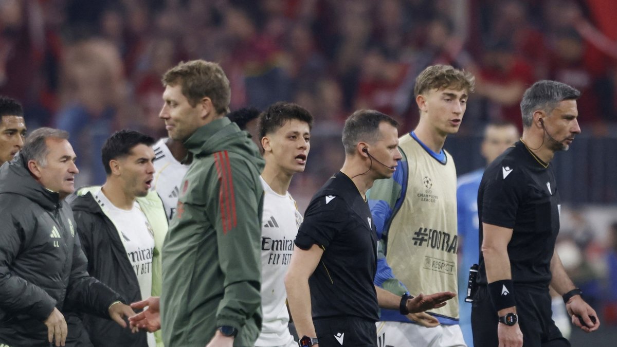 Arda Güler çılgına döndü! İşte kırmızı kart gördüğü o an