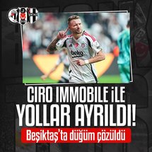<p>Beşiktaş'ta Ciro Immobile düğümü çözüldü. İtalyan yıldız ile siyah beyazlı kulüp arasındaki fesih görüşmeleri sonuca bağlandı. Taraftların anlaşma sağlamasının ardından Immobile'nin bu akşam İstanbul'dan ayrılması bekleniyor.</p>