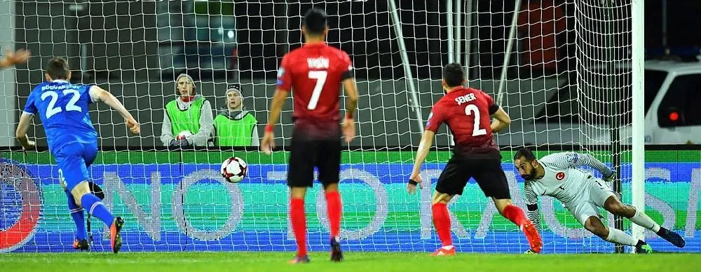 Türkiye, İzlanda'ya boyun eğdi - 1