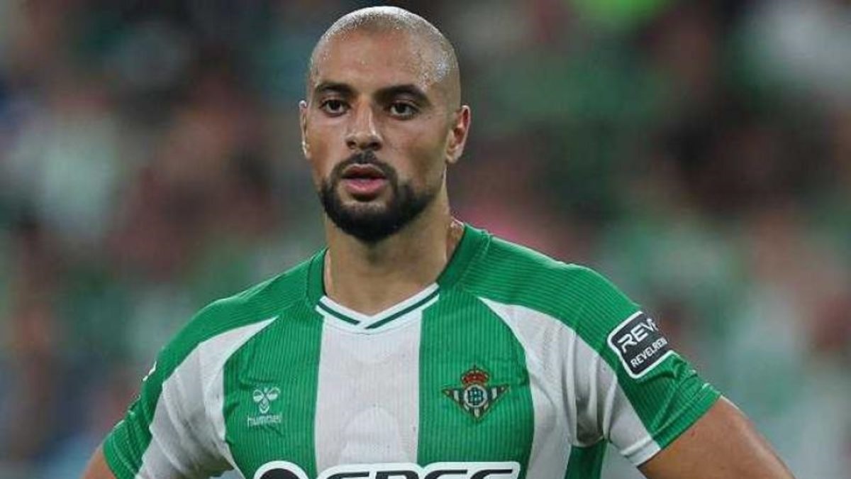 TRANSFER HABERLERİ | Fenerbahçe için büyük sorun! Amrabat dışında... TRANSFER HABERLERİ | Fenerbahçe için büyük sorun! Amrabat dışında...