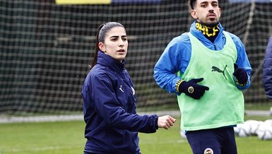 Fenerbahçe'de kadın ve erkek futbol takımı oyuncuları karma takımlarla karşılaştı!