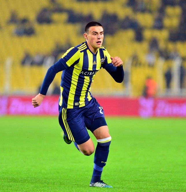 Eljif Elmas Fenerbahce Cagliari Macindaki Asistiyle Sosyal Medyanin Ilgi Odagi Oldu Son Dakika Fenerbahce Haberleri Fotograflari Fotomac