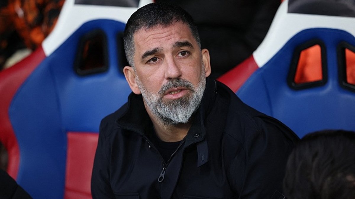Beşiktaş'tan Arda Turan bombası! Yeni teknik direktör...