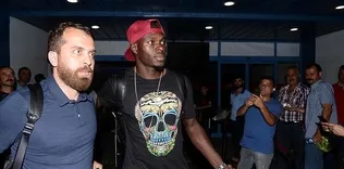 Toure 350 bin euro